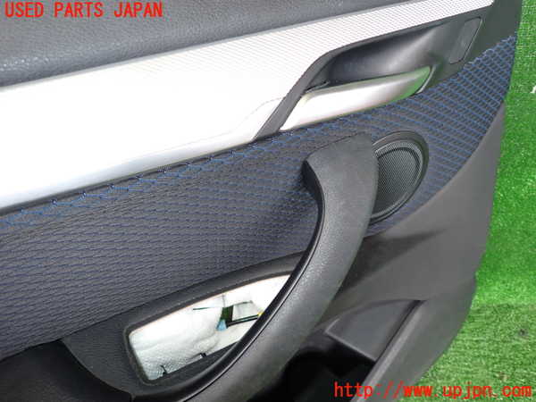 2UPJ-9237801264]BMW X1(HT20)左前ドア内張り 中古 (F48)_3