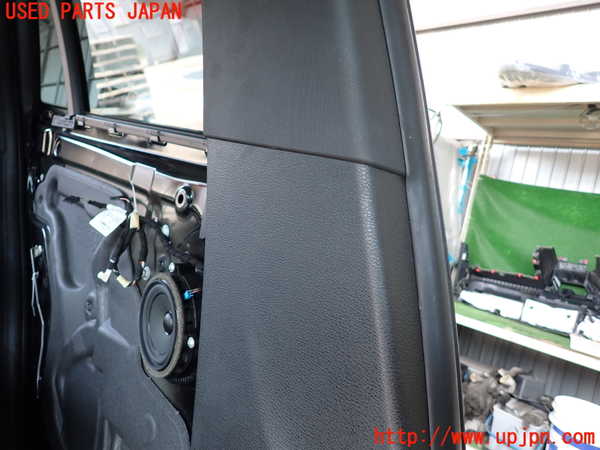 2UPJ-9237807670]BMW X1(HT20)左センターピラートリム 中古 (F48)_3