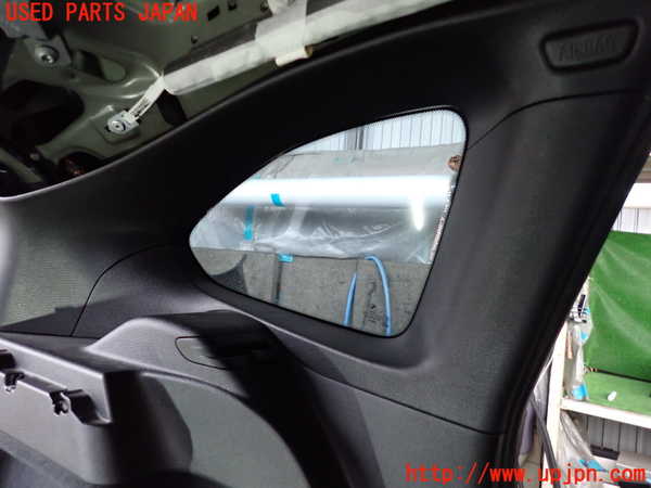 2UPJ-9237807680]BMW X1(HT20)左リアピラートリム 中古 (F48)_3