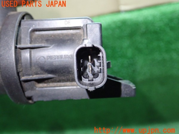 3UPJ=9237810147]アバルト 595 ツーリズモ(312142)純正 55212441 ブローオフバルブ ディバーターバルブ BMC製 エアフィルター付き 中古_5