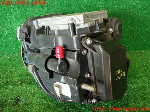 2UPJ-9237811132]アバルト・595(312142)左ヘッドライト HID (ジャンク品) 中古_2