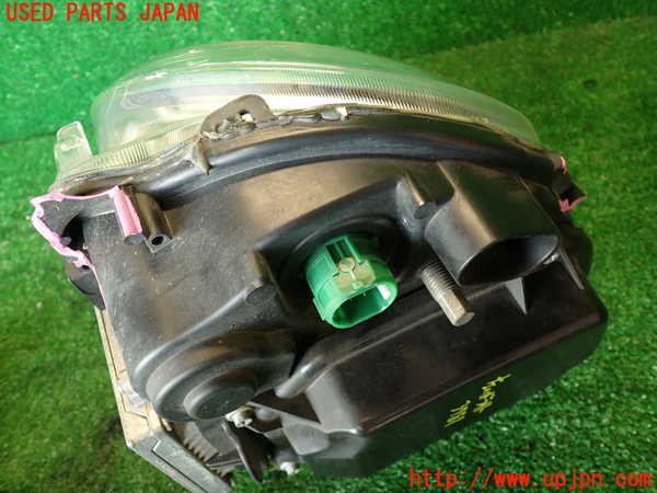 2UPJ-9237811132]アバルト・595(312142)左ヘッドライト HID (ジャンク品) 中古_3
