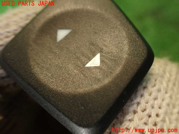 2UPJ-9237816240]アバルト・595(312142)右パワーウィンドウスイッチ 中古_2