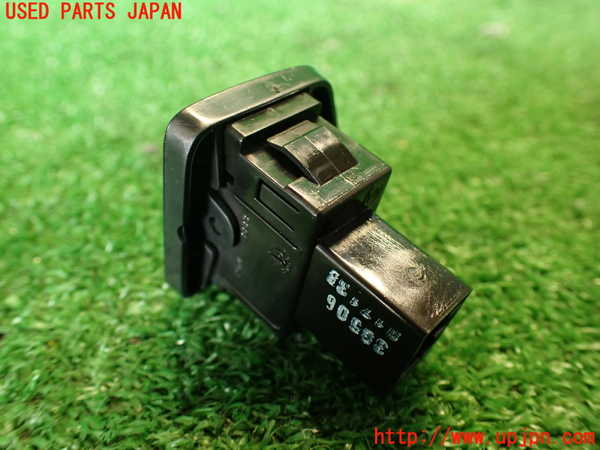 2UPJ-9237816240]アバルト・595(312142)右パワーウィンドウスイッチ 中古_3