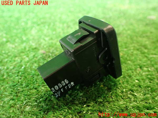 2UPJ-9237816245]アバルト・595(312142)左パワーウィンドウスイッチ 中古_3