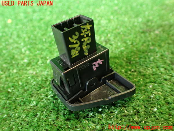 2UPJ-9237816245]アバルト・595(312142)左パワーウィンドウスイッチ 中古_4