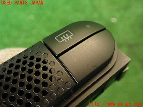 2UPJ-9237816300]アバルト・595(312142)デフォッガースイッチ 中古_3