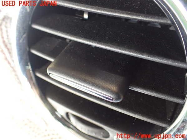 2UPJ-9237817527]アバルト・595(312142)エアコン吹き出し口2 (右) 中古_3