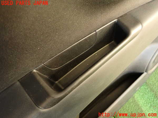 2UPJ-9237811264]アバルト・595(312142)左ドア内張り 中古_4