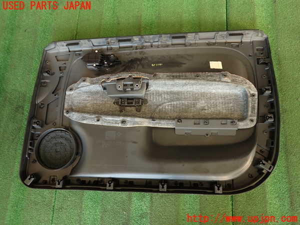 2UPJ-9237811264]アバルト・595(312142)左ドア内張り 中古_5