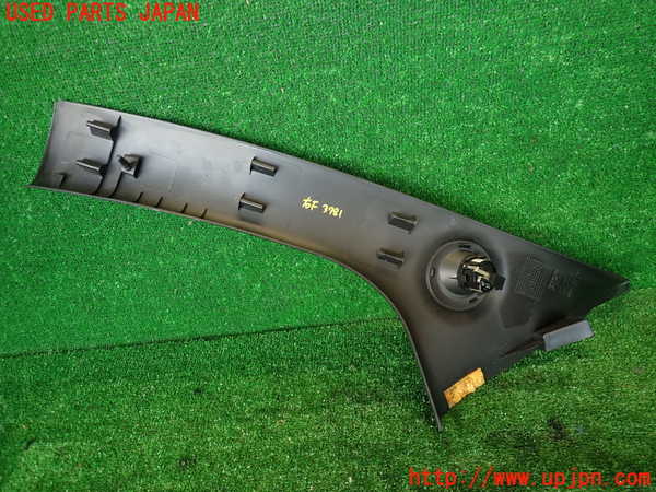 2UPJ-9237817655]アバルト・595(312142)右フロントピラートリム 中古_3