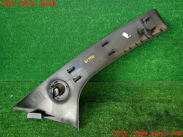 2UPJ-9237817660]アバルト・595(312142)左フロントピラートリム 中古_4