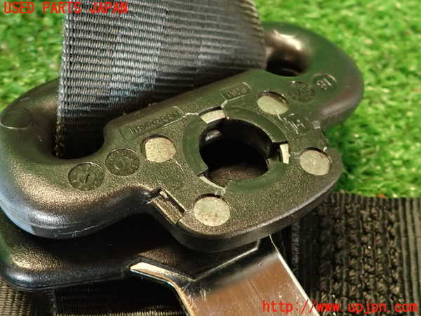 2UPJ-9237817045]アバルト・595(312142)運転席シートベルト 中古_3