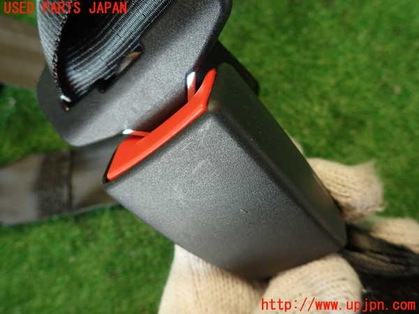 2UPJ-9237817155]アバルト・595(312142)右2列目シートベルト 中古_3