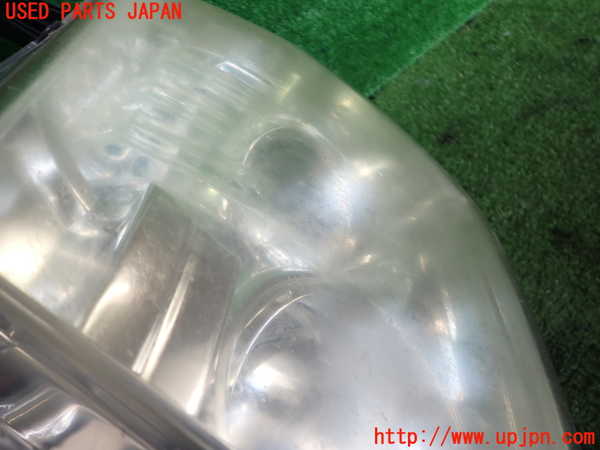2UPJ-9237821132]パジェロ(V98W)左ヘッドライト HID 中古_2