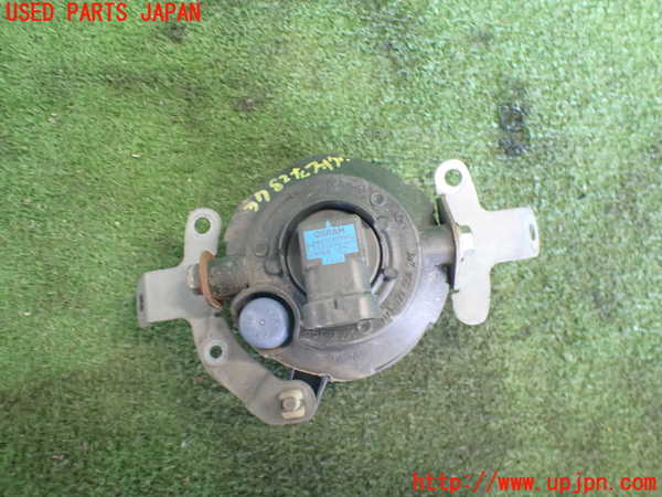 2UPJ-9237821182]パジェロ(V98W)左フォグ 中古_2