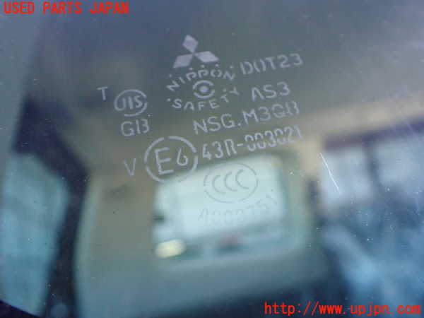 2UPJ-9237821380]パジェロ(V98W)右クォーターガラス (43R-003021) 中古_2