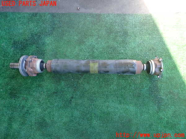 2UPJ-9237823410]パジェロ(V98W)リアプロペラシャフト 中古_2