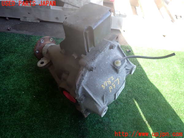 2UPJ-9237824355]パジェロ(V98W)リアデフ 中古_2