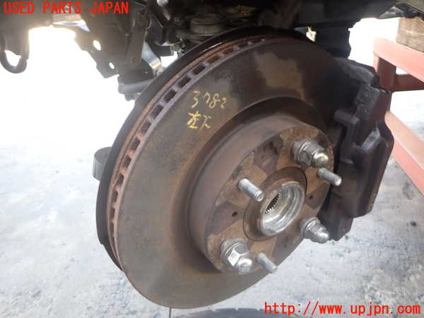 2UPJ-9237824295]パジェロ(V98W)左フロントナックルハブ 中古_2