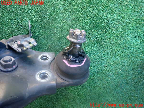 2UPJ-9237825146]パジェロ(V98W)右リアアッパーアーム1 中古_2