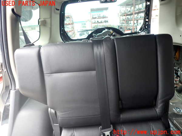 2UPJ-9237827145]パジェロ(V98W)右2列目シート 中古_2