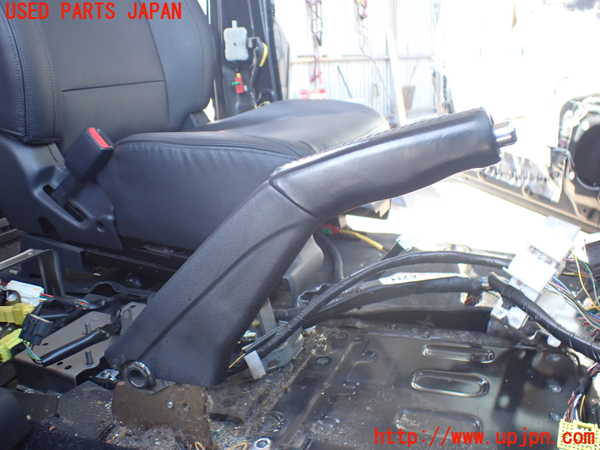 2UPJ-9237827550]パジェロ(V98W)サイドブレーキレバー 中古_2