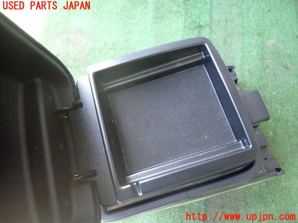 2UPJ-9237827540]パジェロ(V98W)センターコンソール 中古_5