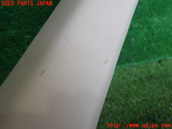 2UPJ-9237827655]パジェロ(V98W)右フロントピラートリム 中古_2