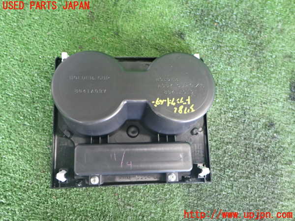 2UPJ-9237827810]パジェロ(V98W)ドリンクホルダー 中古_2