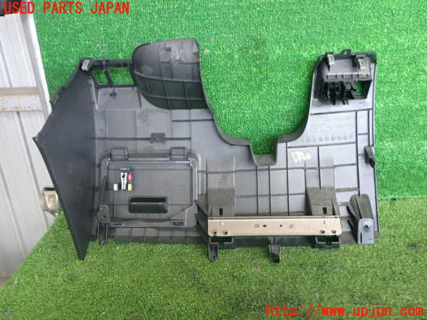 2UPJ-9237827691]パジェロ(V98W)内装トリム類1 中古_3