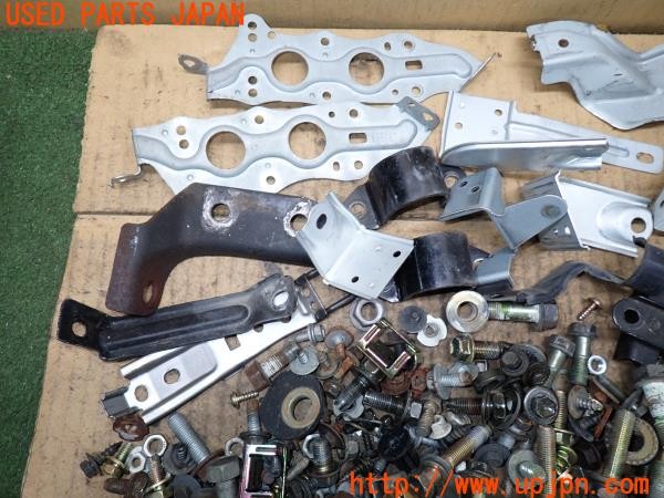 3UPJ=9237830720]アルテッツァ AS200 Zエディション(GXE10)前期 ネジ・ナット・ステー類 セット ジャンク_3