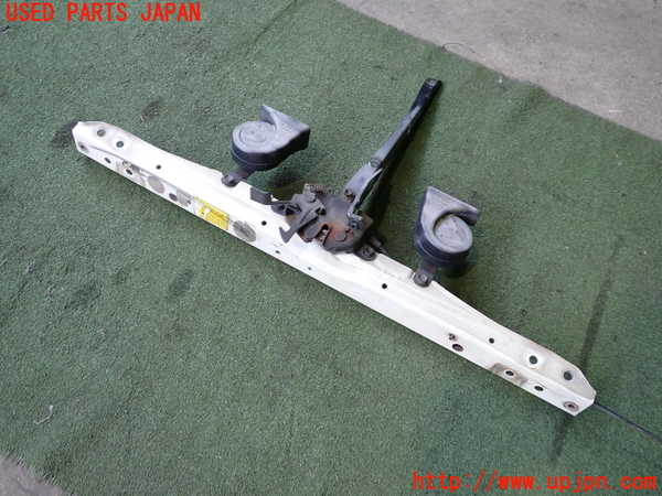 2UPJ-9237831040]アルテッツァ(GXE10)アッパーコアサポート 中古_2