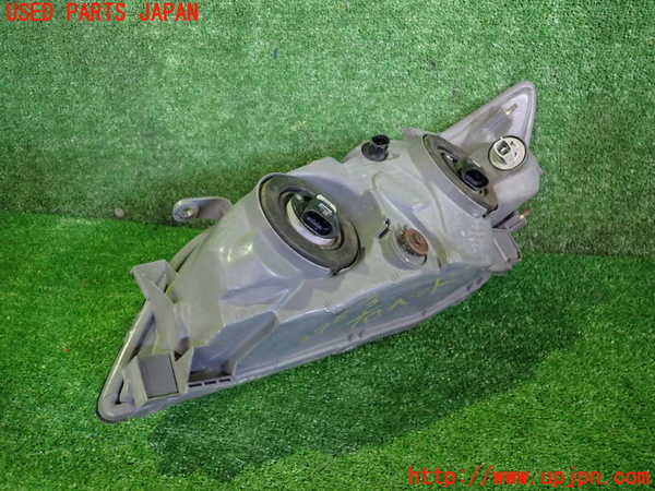 2UPJ-9237831130]アルテッツァ(GXE10)右ヘッドライト ハロゲン 中古_3