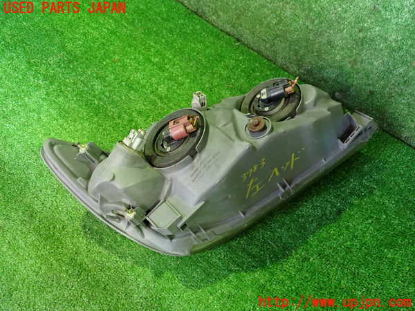 2UPJ-9237831132]アルテッツァ(GXE10)左ヘッドライト ハロゲン 中古_2