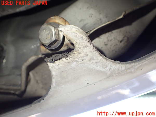 2UPJ-9237831610]アルテッツァ(GXE10)リアバンパー (ジャンク品) 中古_5