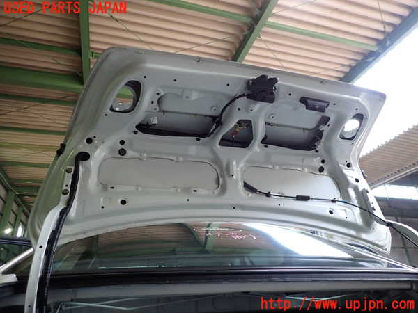 2UPJ-9237831500]アルテッツァ(GXE10)トランク 中古_4