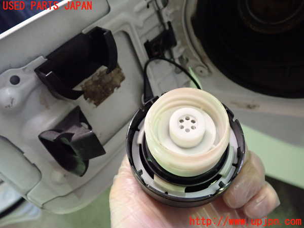 2UPJ-9237831690]アルテッツァ(GXE10)フューエルリッド 中古(43R-005844 M31Y8)_4