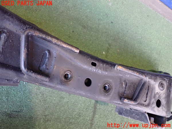 2UPJ-9237835285]アルテッツァ(GXE10)フロントメンバー 中古_3