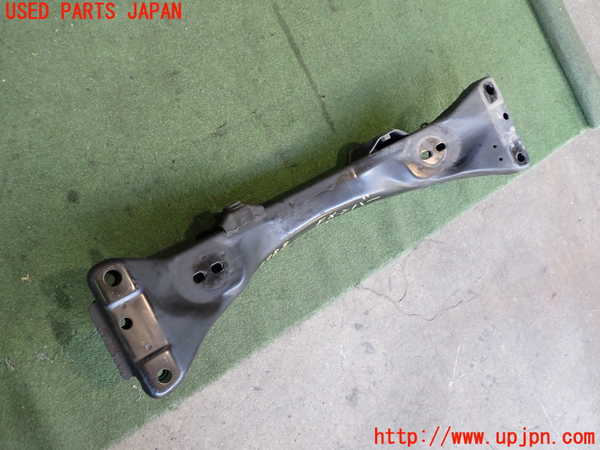 2UPJ-9237835285]アルテッツァ(GXE10)フロントメンバー 中古_4