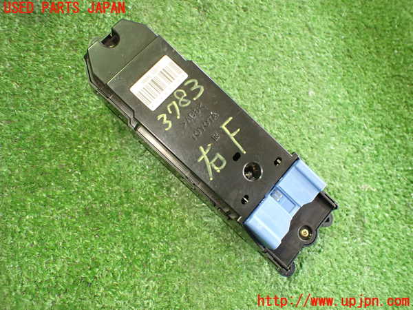 2UPJ-9237836240]アルテッツァ(GXE10)右前パワーウィンドウスイッチ 中古_2