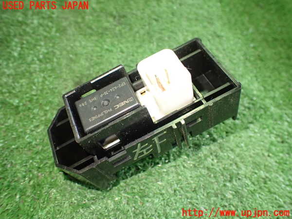 2UPJ-9237836245]アルテッツァ(GXE10)左前パワーウィンドウスイッチ 中古_2