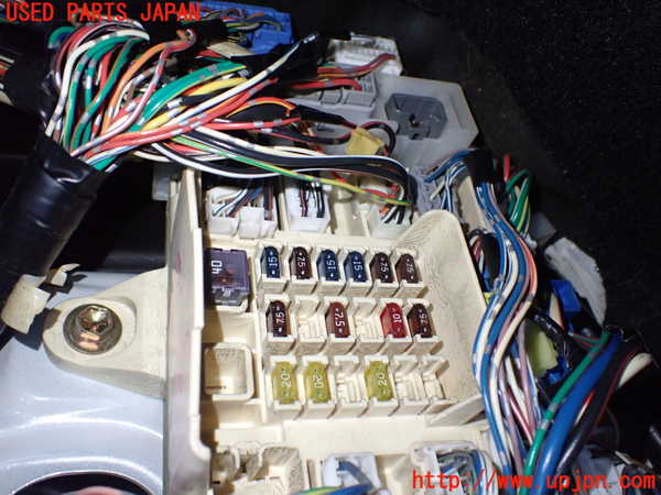 2UPJ-9237836742]アルテッツァ(GXE10)ヒューズボックス2 中古_2