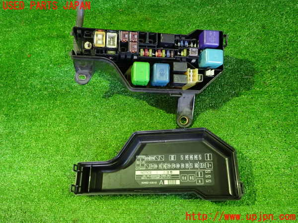 2UPJ-9237836743]アルテッツァ(GXE10)ヒューズボックス3 中古_3