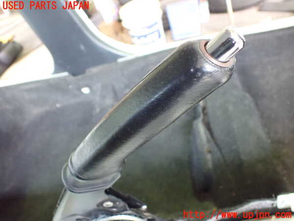 2UPJ-9237837550]アルテッツァ(GXE10)サイドブレーキレバー 中古_2