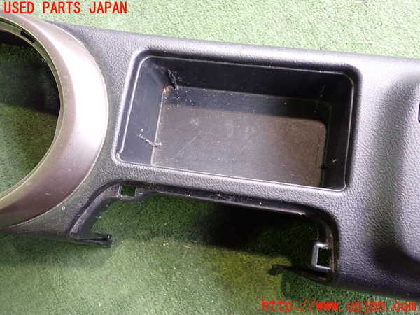 2UPJ-9237837540]アルテッツァ(GXE10)センターコンソール 中古_3
