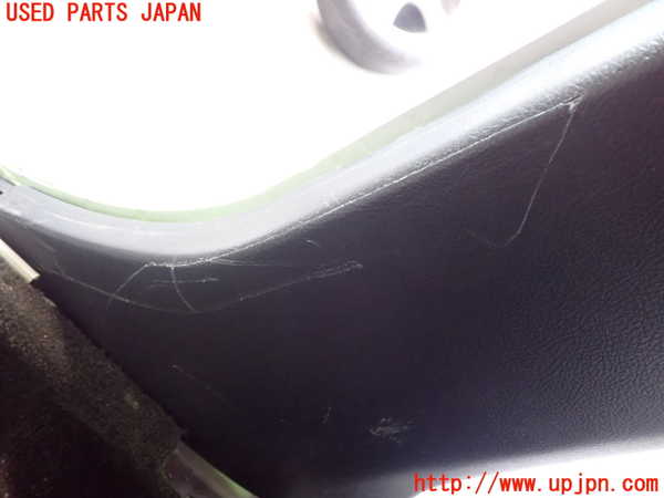 2UPJ-9237837665]アルテッツァ(GXE10)右センターピラートリム 中古_4