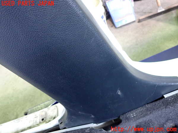 2UPJ-9237837670]アルテッツァ(GXE10)左センターピラートリム 中古_3