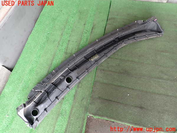 2UPJ-9237841190]ノート NISMO(E12)カウルトップ 中古_2