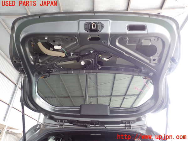 2UPJ-9237841566]ノート NISMO(E12)バックドア リアゲート ハッチ (43R-006714) 中古_4